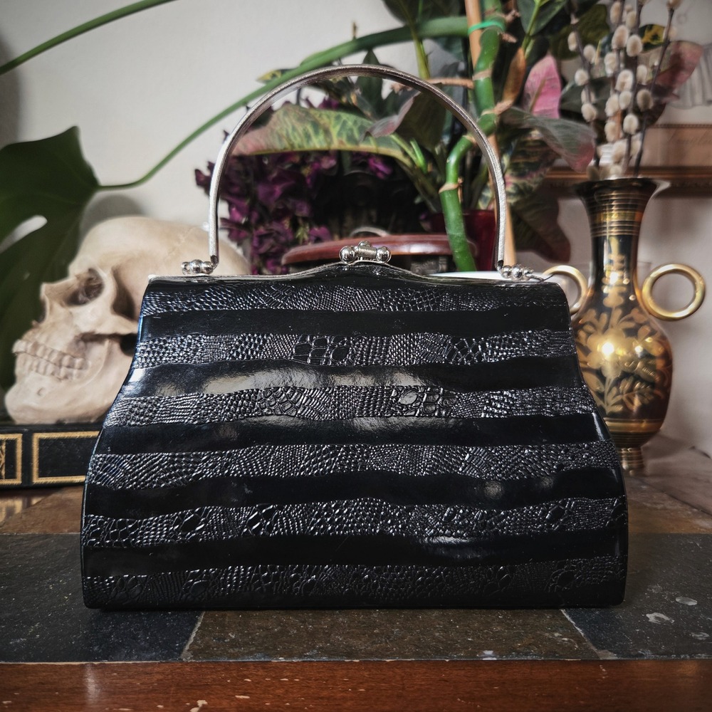 Hard Case Clutch Handbag Black Faux Reptile Skin Purse 1950s Style Kiss Lock